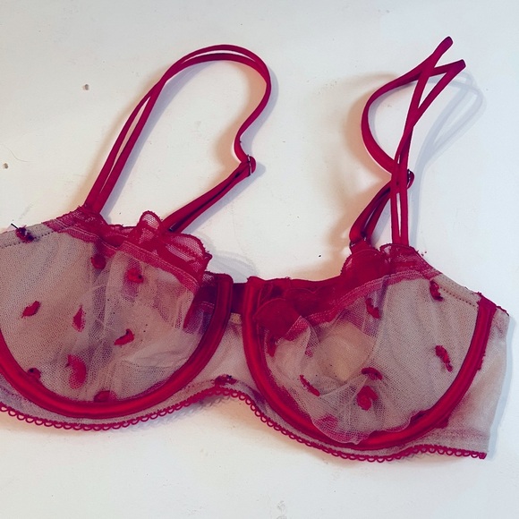 Victoria Secret Mesh Unlined Bra Push Up without padding Sz 34C Women - Picture 3 of 9